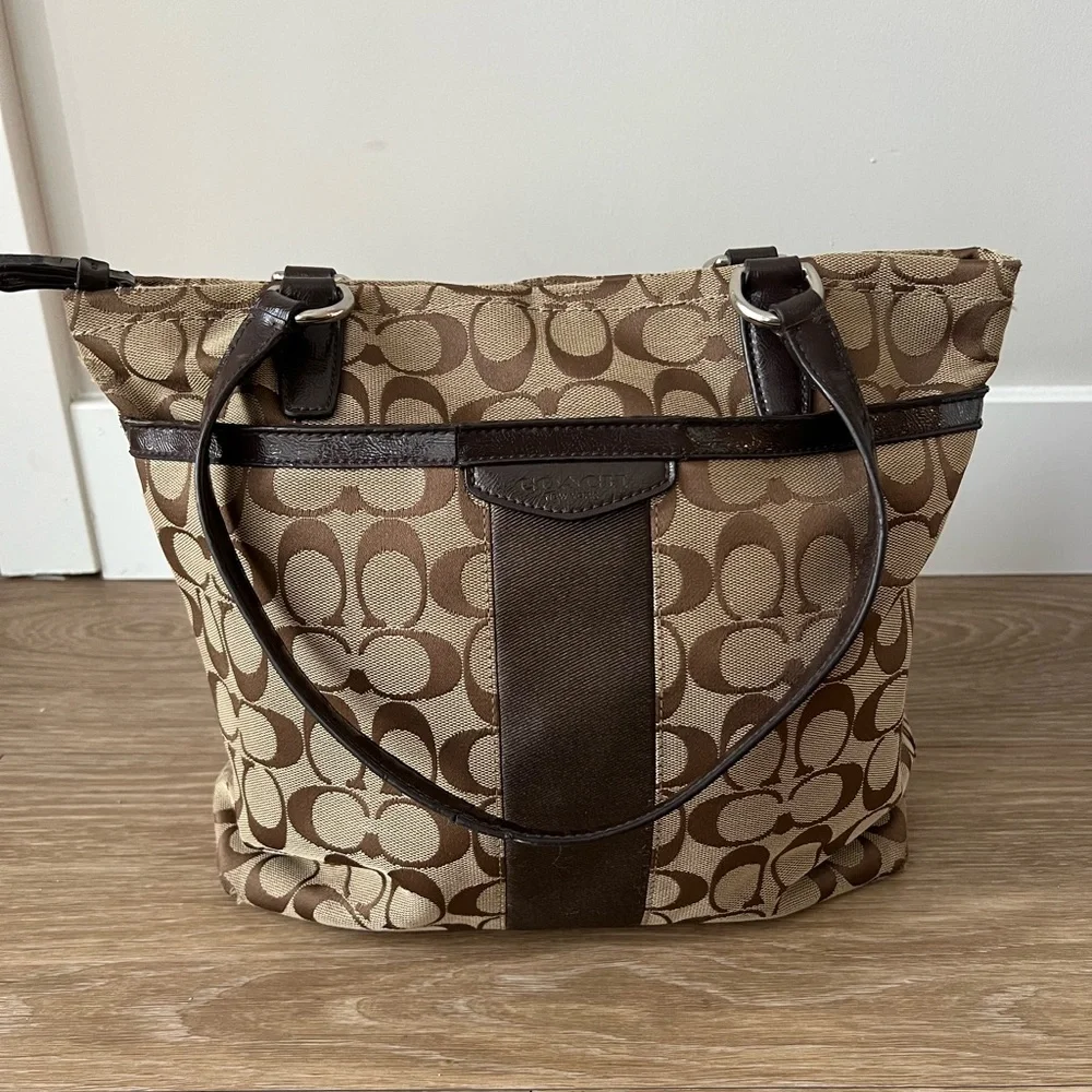 Coach Tan and Brown Signature Tote Y2K